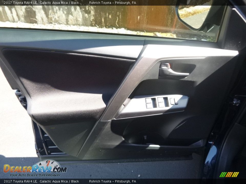 2017 Toyota RAV4 LE Galactic Aqua Mica / Black Photo #10