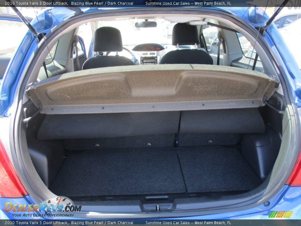 2010 Toyota Yaris 3 Door Liftback Blazing Blue Pearl / Dark Charcoal Photo #20