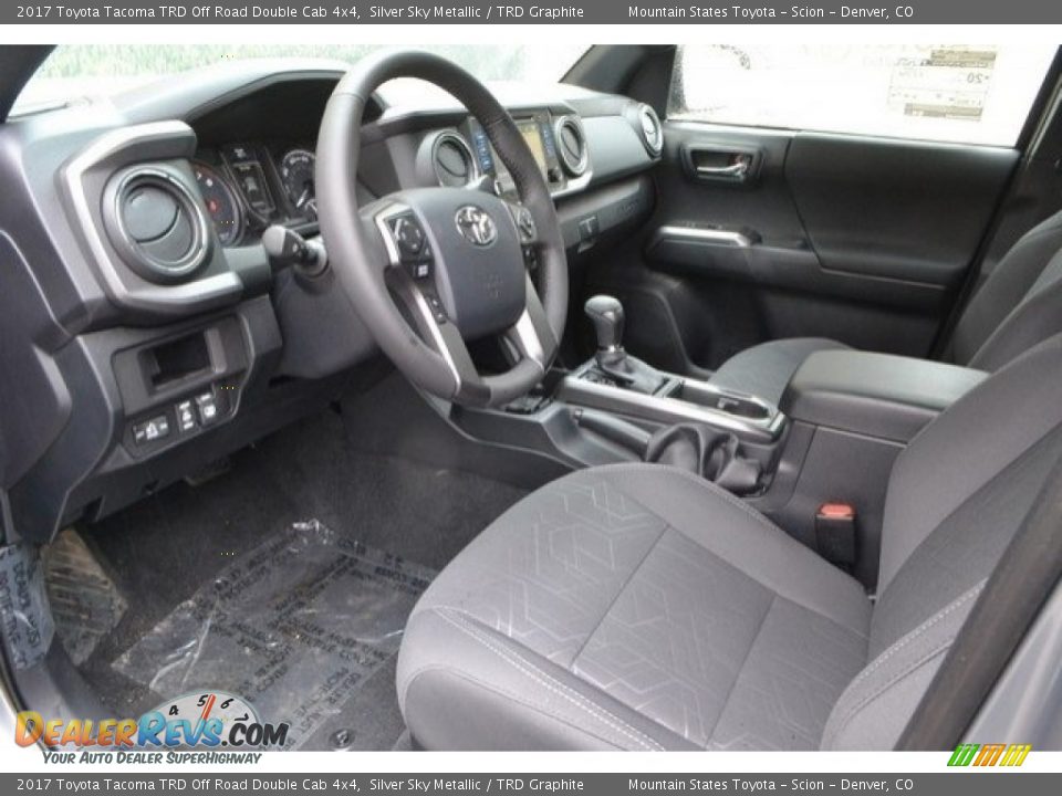 2017 Toyota Tacoma TRD Off Road Double Cab 4x4 Silver Sky Metallic / TRD Graphite Photo #5