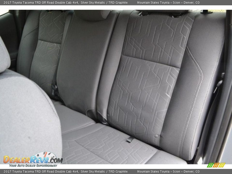 2017 Toyota Tacoma TRD Off Road Double Cab 4x4 Silver Sky Metallic / TRD Graphite Photo #7