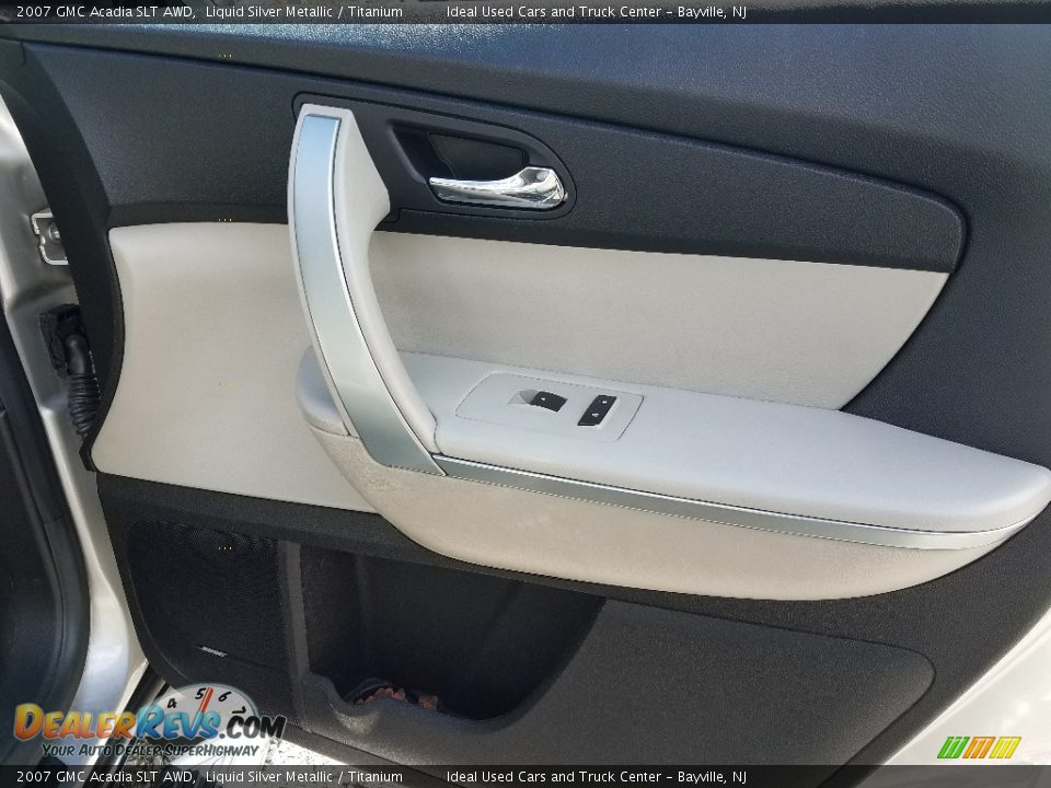 2007 GMC Acadia SLT AWD Liquid Silver Metallic / Titanium Photo #12
