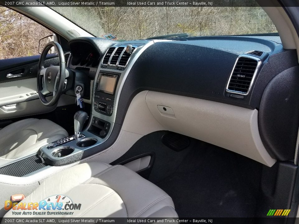 2007 GMC Acadia SLT AWD Liquid Silver Metallic / Titanium Photo #13