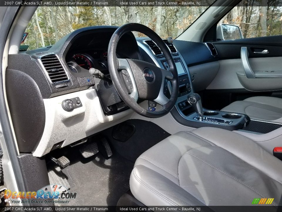 2007 GMC Acadia SLT AWD Liquid Silver Metallic / Titanium Photo #24