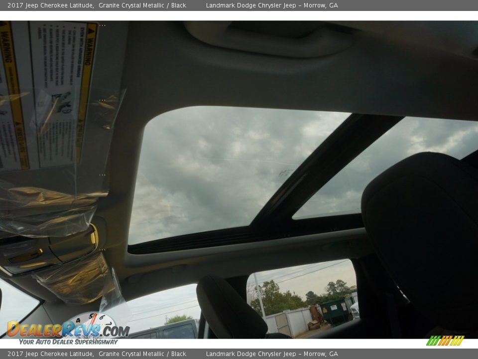 2017 Jeep Cherokee Latitude Granite Crystal Metallic / Black Photo #6