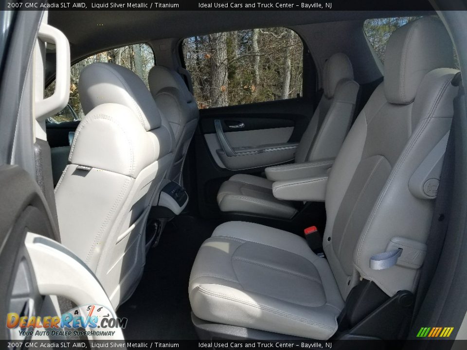 2007 GMC Acadia SLT AWD Liquid Silver Metallic / Titanium Photo #27