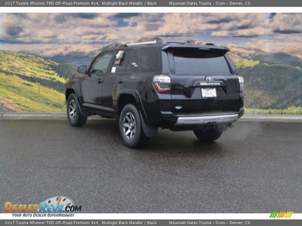 2017 Toyota 4Runner TRD Off-Road Premium 4x4 Midnight Black Metallic / Black Photo #3