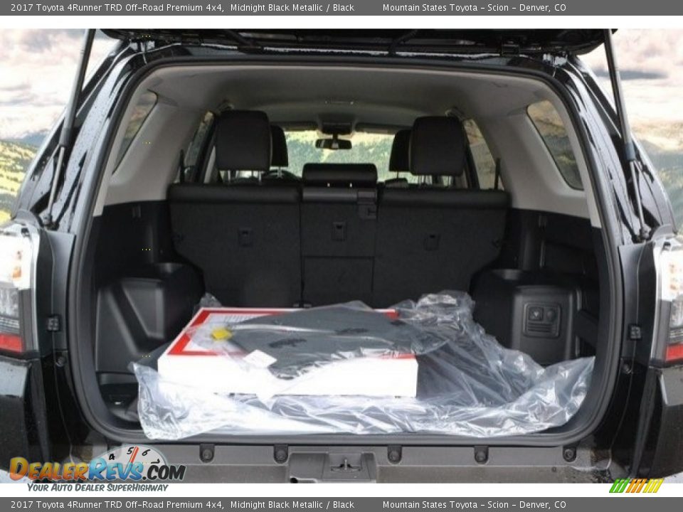 2017 Toyota 4Runner TRD Off-Road Premium 4x4 Midnight Black Metallic / Black Photo #8
