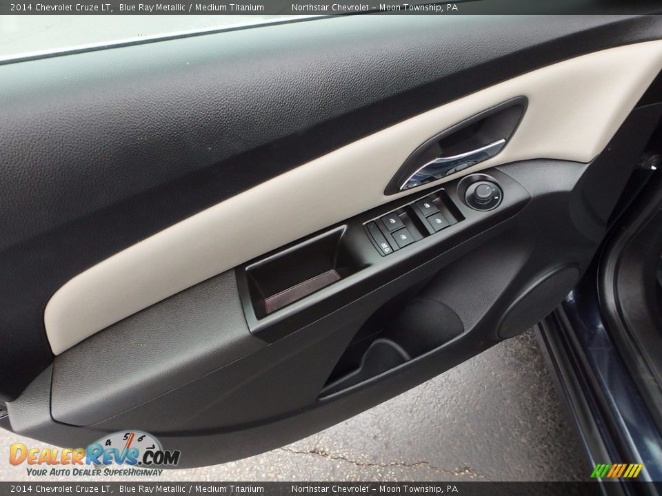 2014 Chevrolet Cruze LT Blue Ray Metallic / Medium Titanium Photo #24