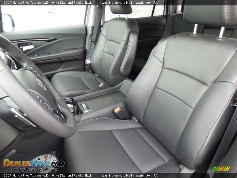 2017 Honda Pilot Touring AWD White Diamond Pearl / Black Photo #10