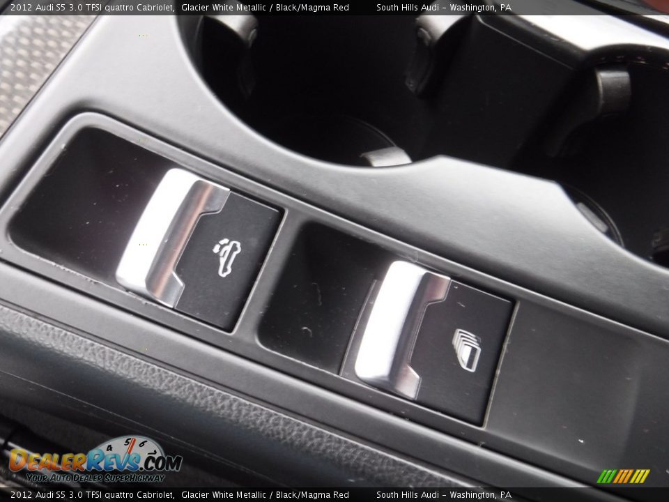 2012 Audi S5 3.0 TFSI quattro Cabriolet Glacier White Metallic / Black/Magma Red Photo #30