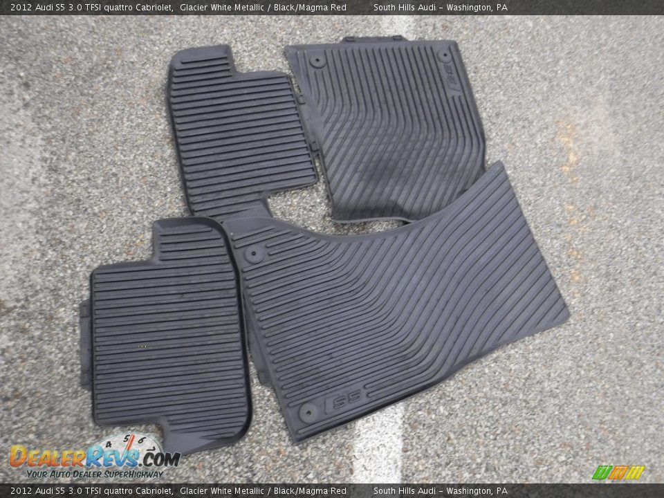 2012 Audi S5 3.0 TFSI quattro Cabriolet Glacier White Metallic / Black/Magma Red Photo #36