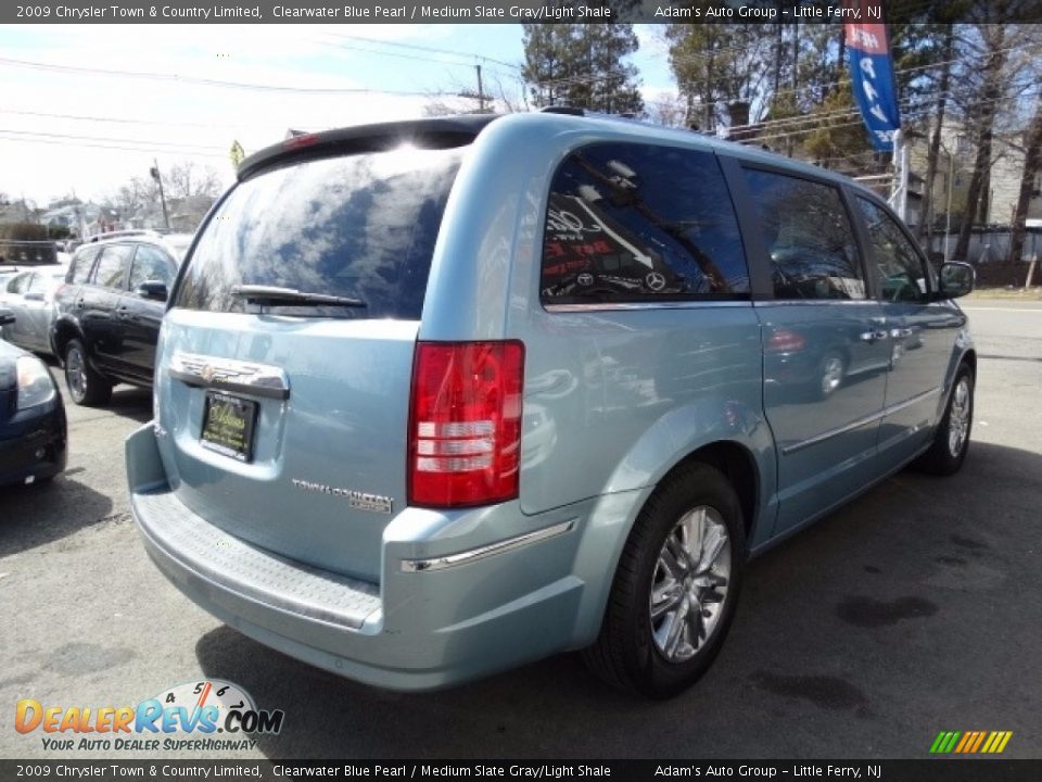 2009 Chrysler Town & Country Limited Clearwater Blue Pearl / Medium Slate Gray/Light Shale Photo #4