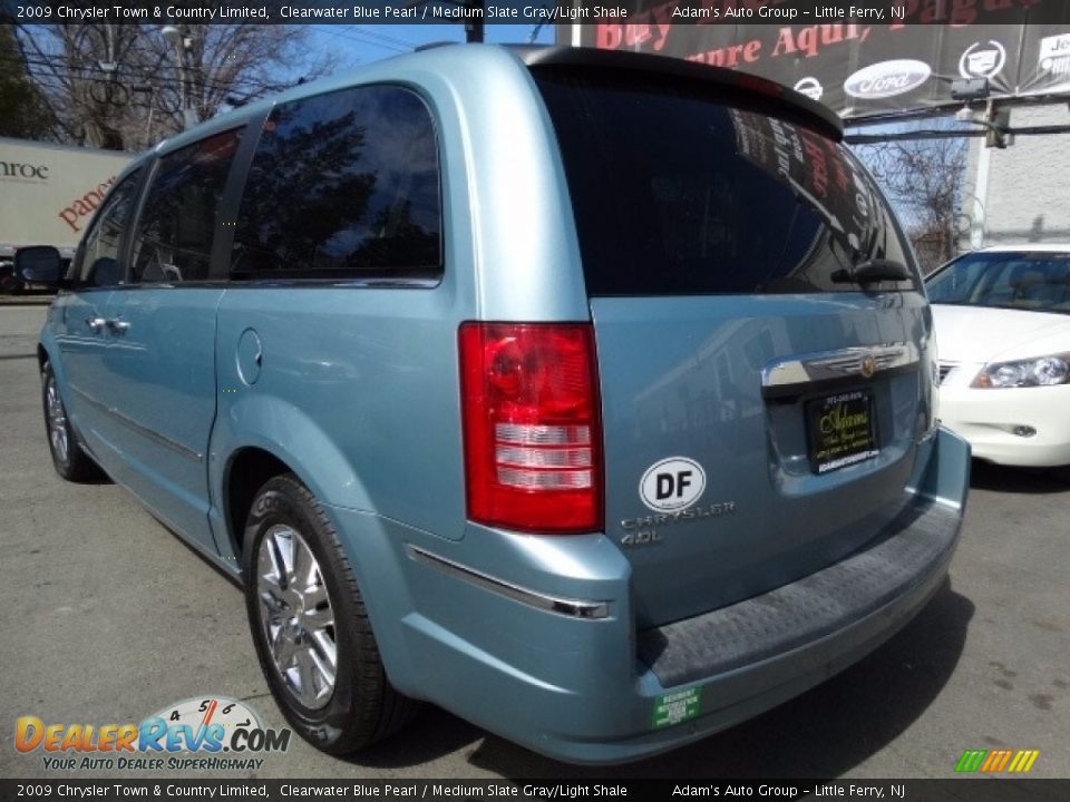 2009 Chrysler Town & Country Limited Clearwater Blue Pearl / Medium Slate Gray/Light Shale Photo #6
