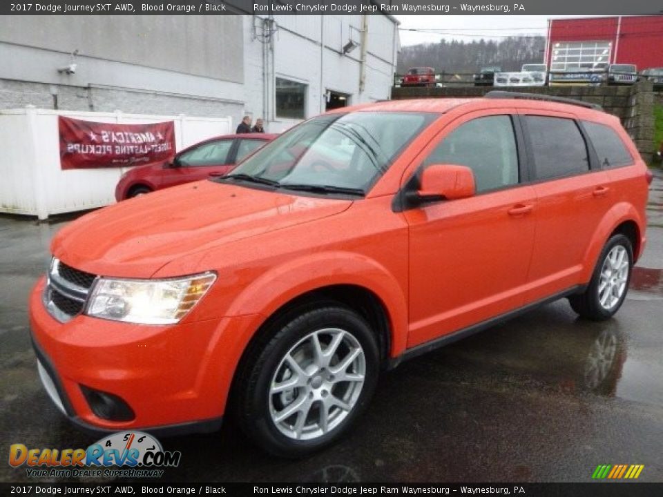 Front 3/4 View of 2017 Dodge Journey SXT AWD Photo #1