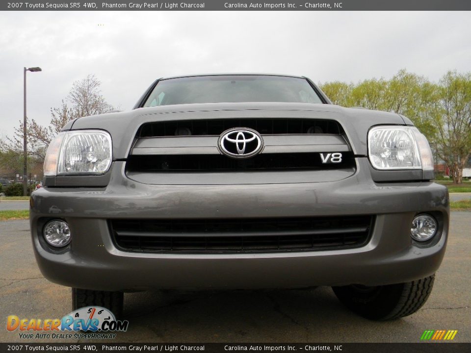 2007 Toyota Sequoia SR5 4WD Phantom Gray Pearl / Light Charcoal Photo #4