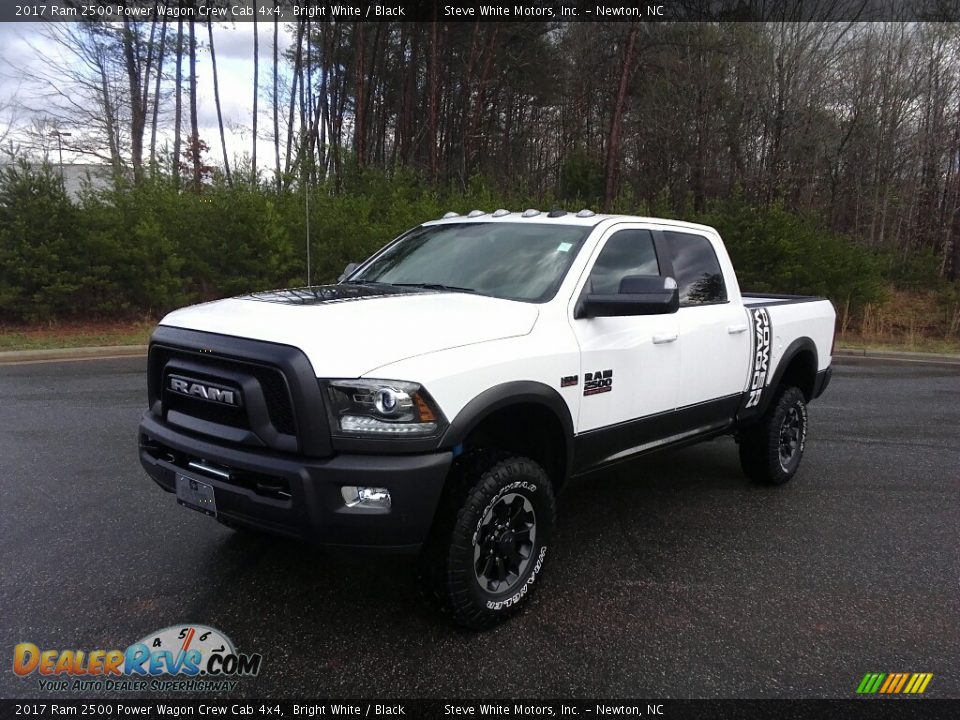 Front 3/4 View of 2017 Ram 2500 Power Wagon Crew Cab 4x4 Photo #2