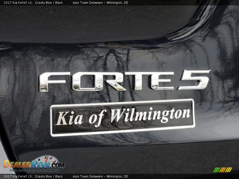 2017 Kia Forte5 LX Gravity Blue / Black Photo #23