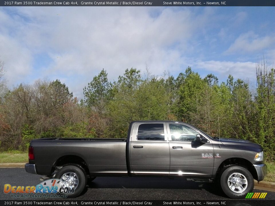 2017 Ram 3500 Tradesman Crew Cab 4x4 Granite Crystal Metallic / Black/Diesel Gray Photo #5