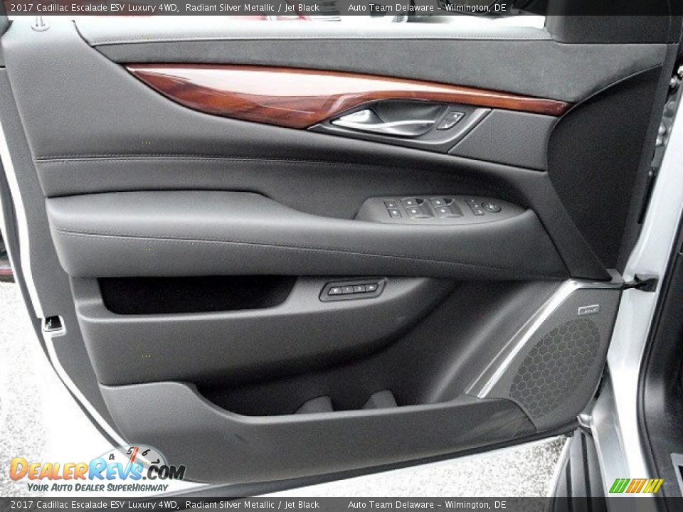 Door Panel of 2017 Cadillac Escalade ESV Luxury 4WD Photo #12