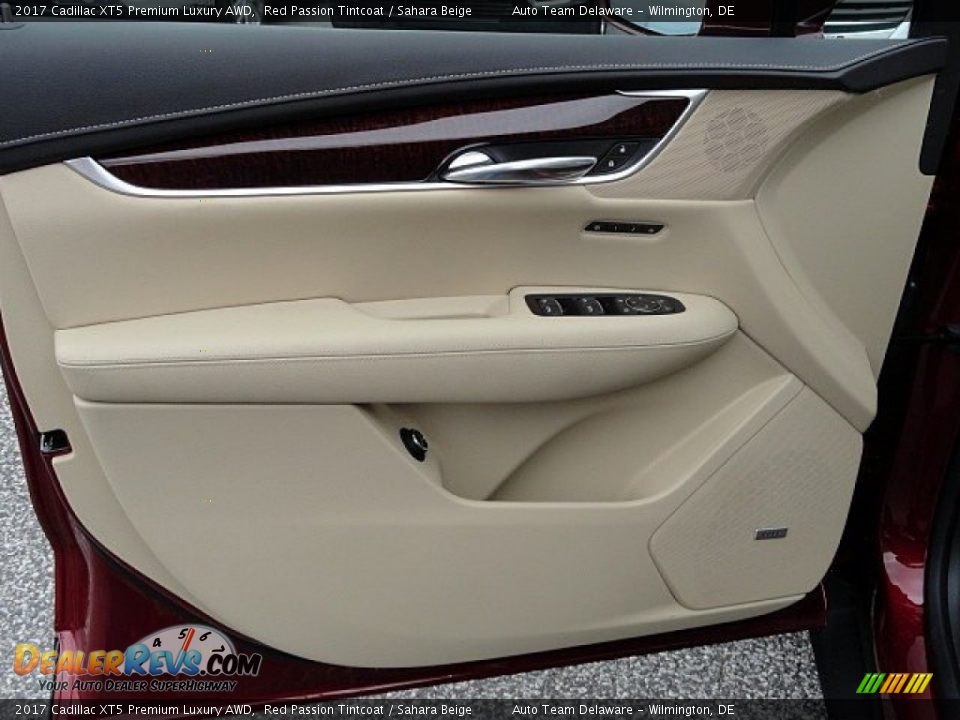 2017 Cadillac XT5 Premium Luxury AWD Red Passion Tintcoat / Sahara Beige Photo #11