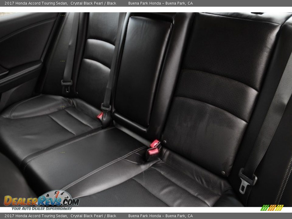 2017 Honda Accord Touring Sedan Crystal Black Pearl / Black Photo #15
