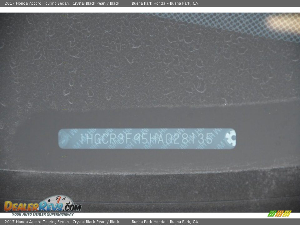 2017 Honda Accord Touring Sedan Crystal Black Pearl / Black Photo #20