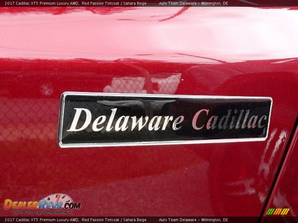 2017 Cadillac XT5 Premium Luxury AWD Red Passion Tintcoat / Sahara Beige Photo #32