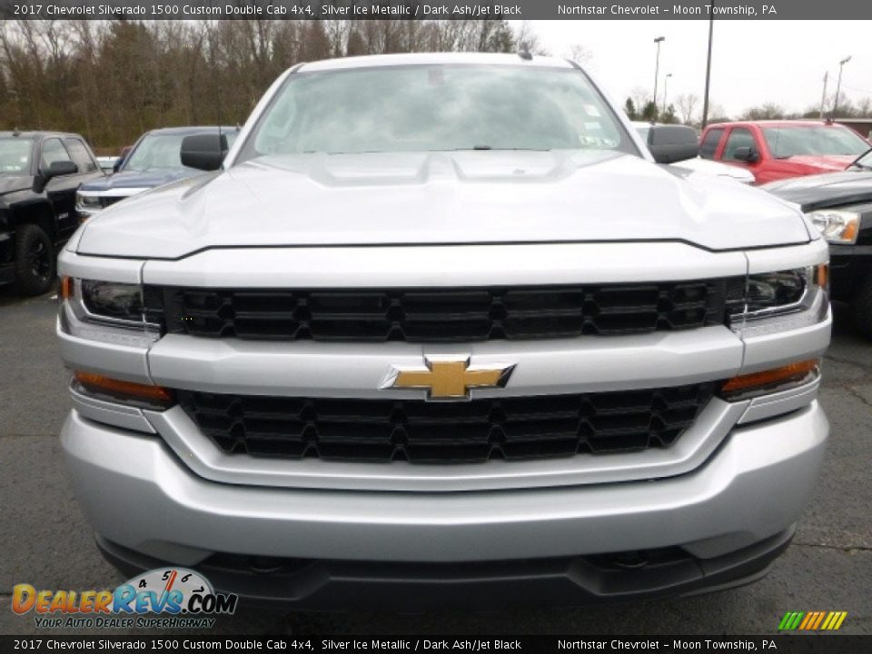 2017 Chevrolet Silverado 1500 Custom Double Cab 4x4 Silver Ice Metallic / Dark Ash/Jet Black Photo #7