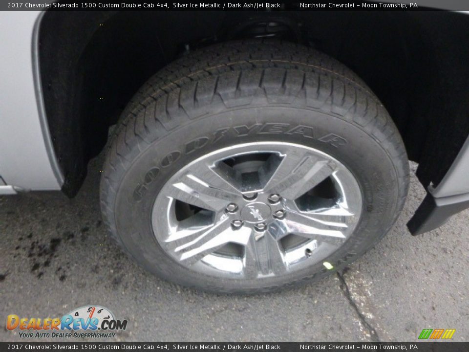 2017 Chevrolet Silverado 1500 Custom Double Cab 4x4 Silver Ice Metallic / Dark Ash/Jet Black Photo #8