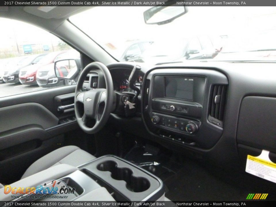 2017 Chevrolet Silverado 1500 Custom Double Cab 4x4 Silver Ice Metallic / Dark Ash/Jet Black Photo #10