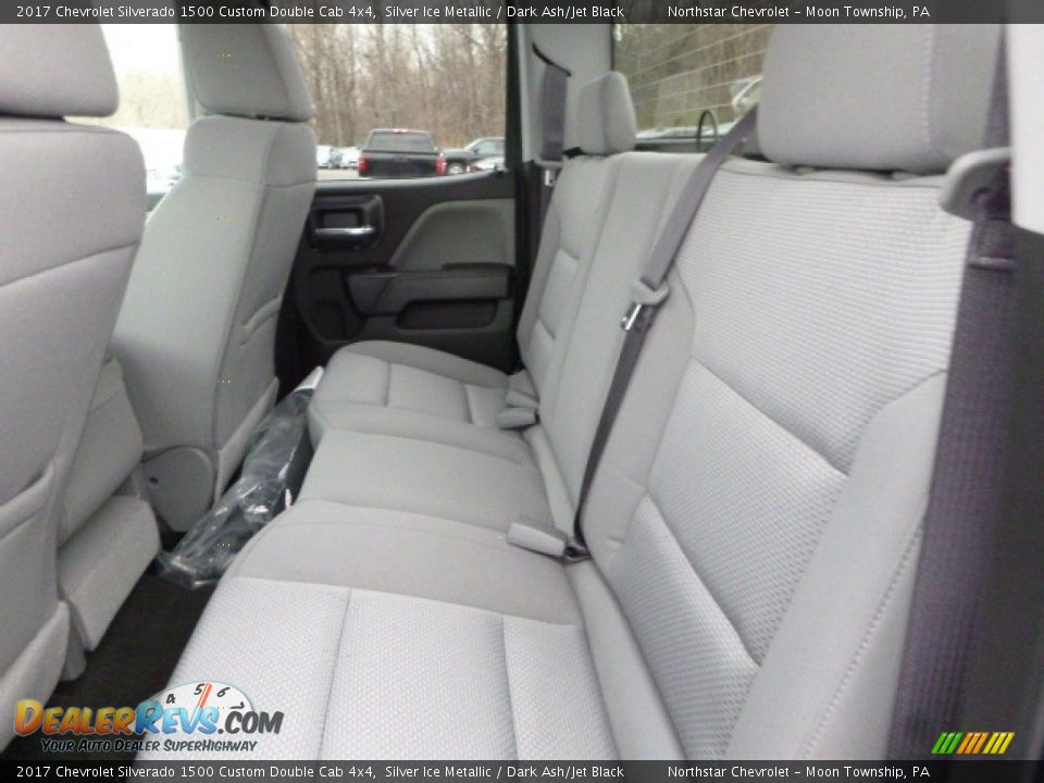 2017 Chevrolet Silverado 1500 Custom Double Cab 4x4 Silver Ice Metallic / Dark Ash/Jet Black Photo #12