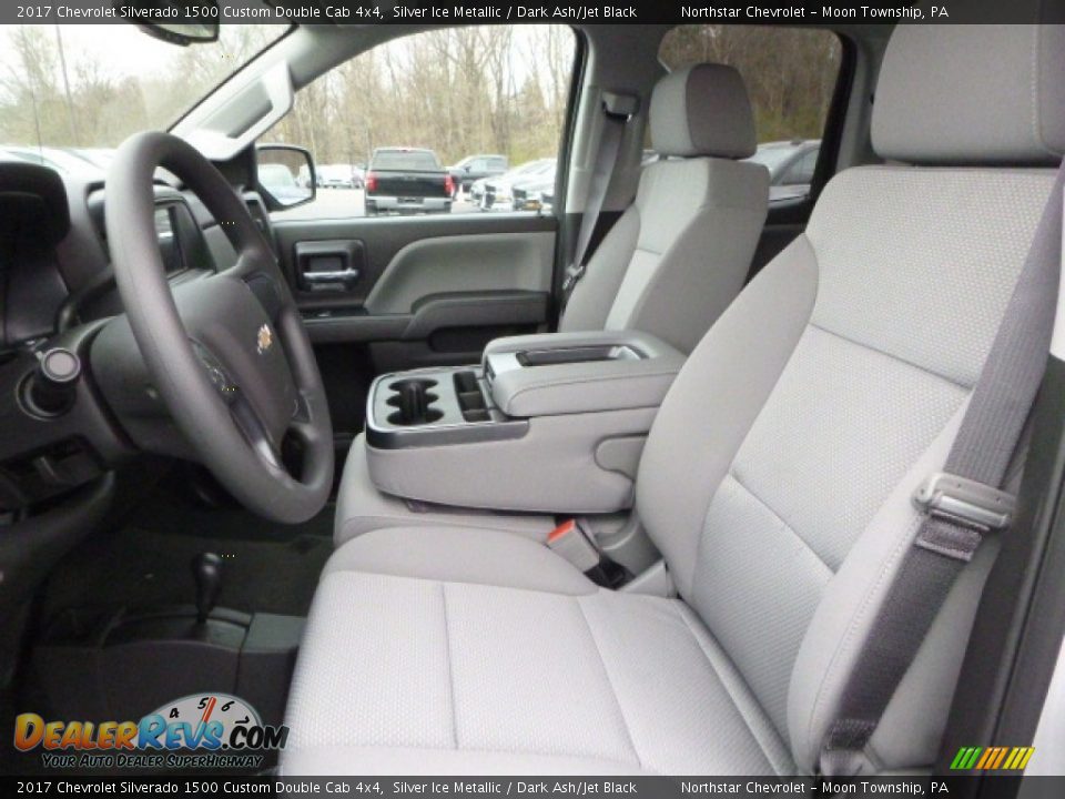 2017 Chevrolet Silverado 1500 Custom Double Cab 4x4 Silver Ice Metallic / Dark Ash/Jet Black Photo #14