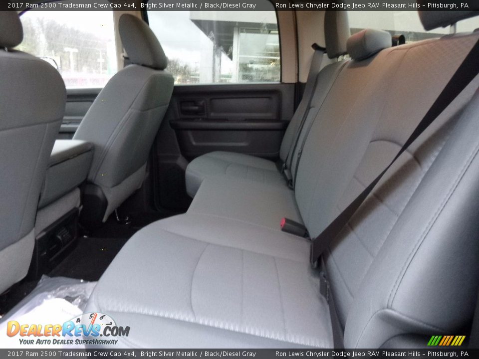 2017 Ram 2500 Tradesman Crew Cab 4x4 Bright Silver Metallic / Black/Diesel Gray Photo #12