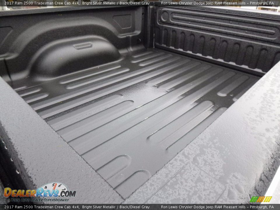 2017 Ram 2500 Tradesman Crew Cab 4x4 Bright Silver Metallic / Black/Diesel Gray Photo #13