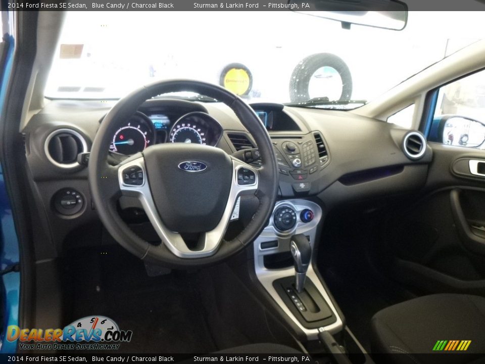 2014 Ford Fiesta SE Sedan Blue Candy / Charcoal Black Photo #9