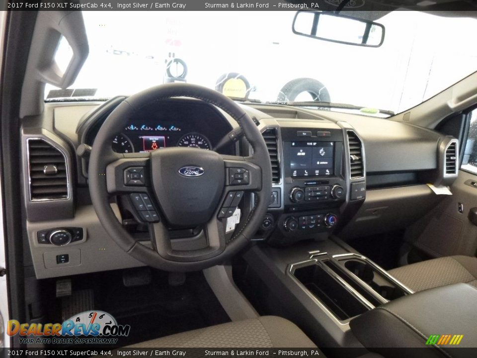 Earth Gray Interior - 2017 Ford F150 XLT SuperCab 4x4 Photo #8