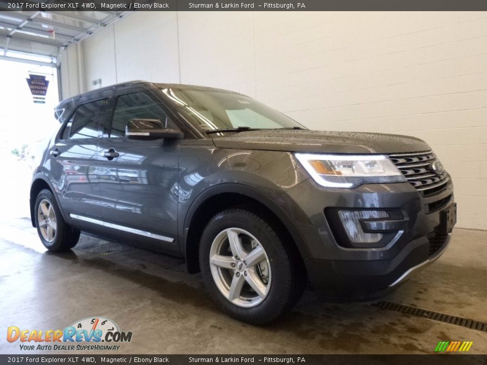 2017 Ford Explorer XLT 4WD Magnetic / Ebony Black Photo #1