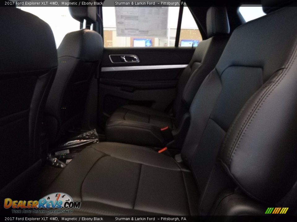 2017 Ford Explorer XLT 4WD Magnetic / Ebony Black Photo #8