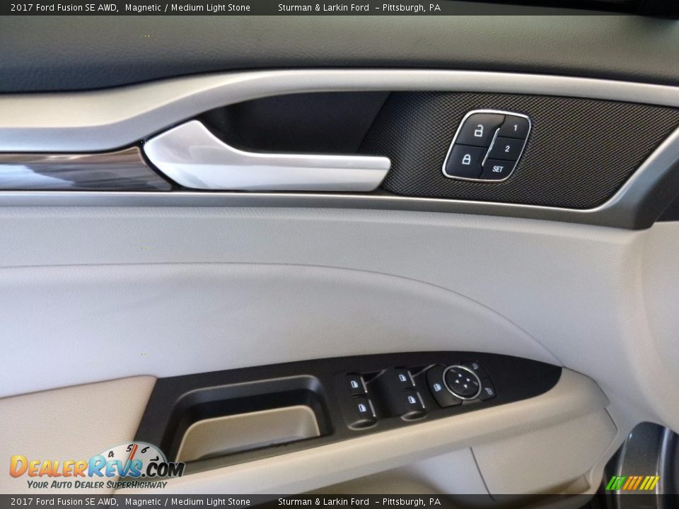 2017 Ford Fusion SE AWD Magnetic / Medium Light Stone Photo #10