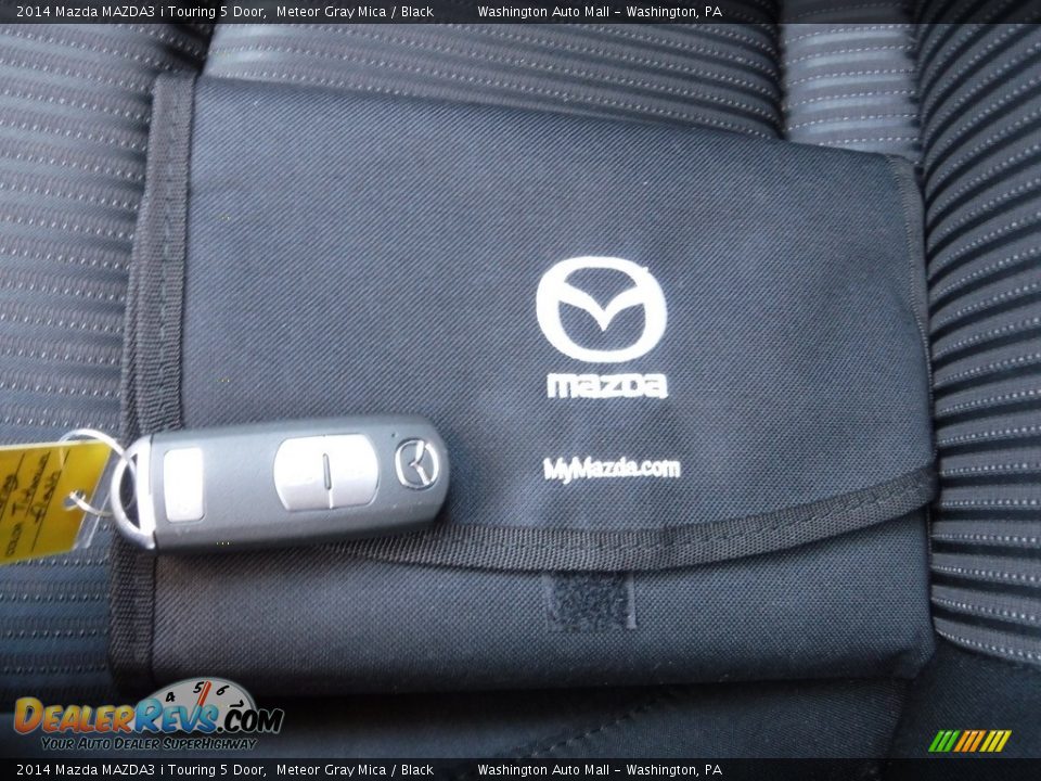2014 Mazda MAZDA3 i Touring 5 Door Meteor Gray Mica / Black Photo #23