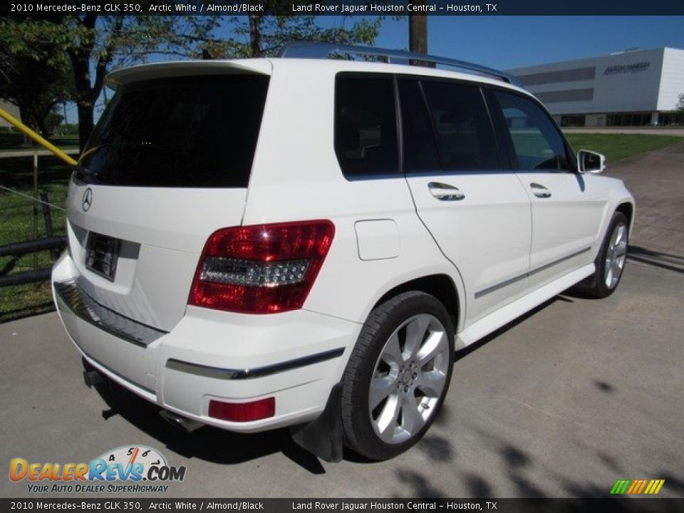 2010 Mercedes-Benz GLK 350 Arctic White / Almond/Black Photo #7