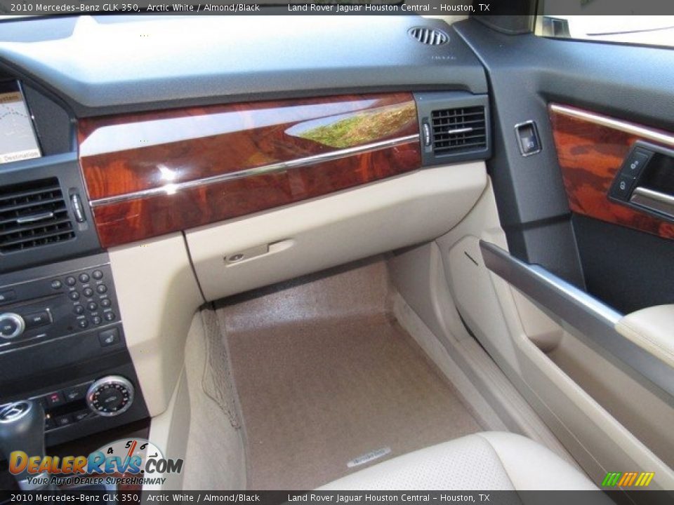 2010 Mercedes-Benz GLK 350 Arctic White / Almond/Black Photo #15