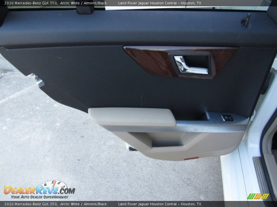 2010 Mercedes-Benz GLK 350 Arctic White / Almond/Black Photo #22