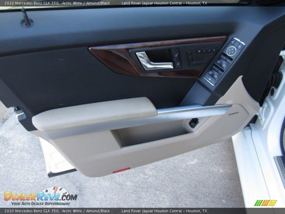 2010 Mercedes-Benz GLK 350 Arctic White / Almond/Black Photo #23
