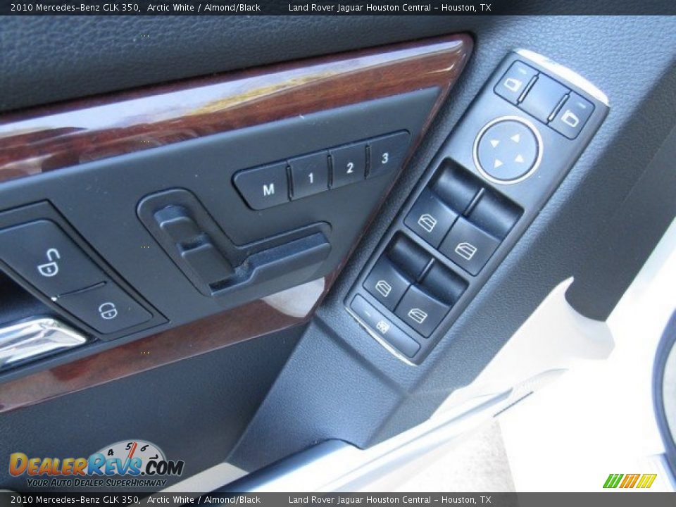 2010 Mercedes-Benz GLK 350 Arctic White / Almond/Black Photo #24