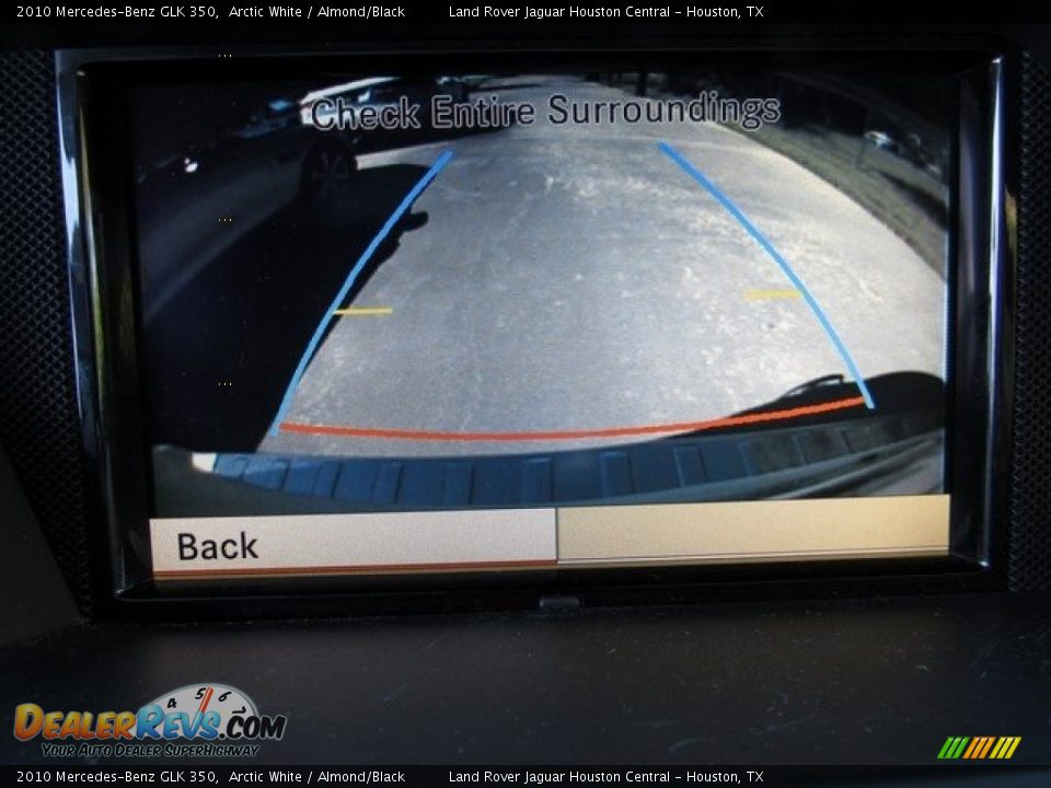 2010 Mercedes-Benz GLK 350 Arctic White / Almond/Black Photo #30