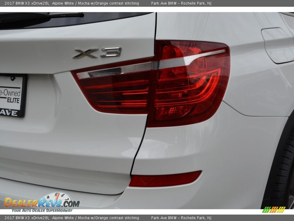 2017 BMW X3 xDrive28i Alpine White / Mocha w/Orange contrast stitching Photo #23