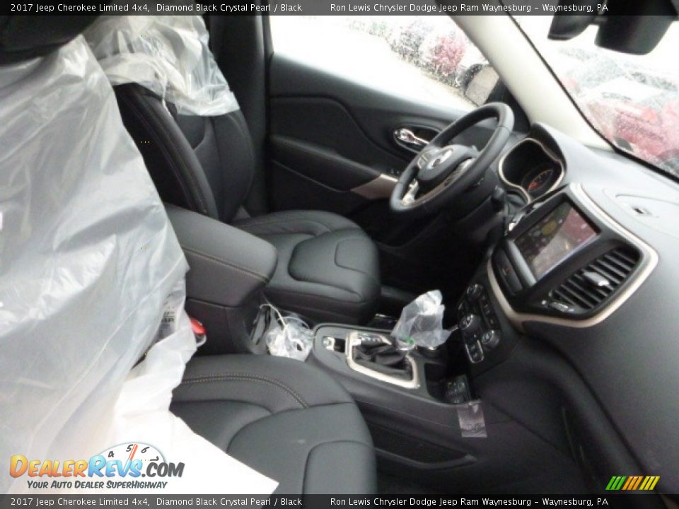 2017 Jeep Cherokee Limited 4x4 Diamond Black Crystal Pearl / Black Photo #11