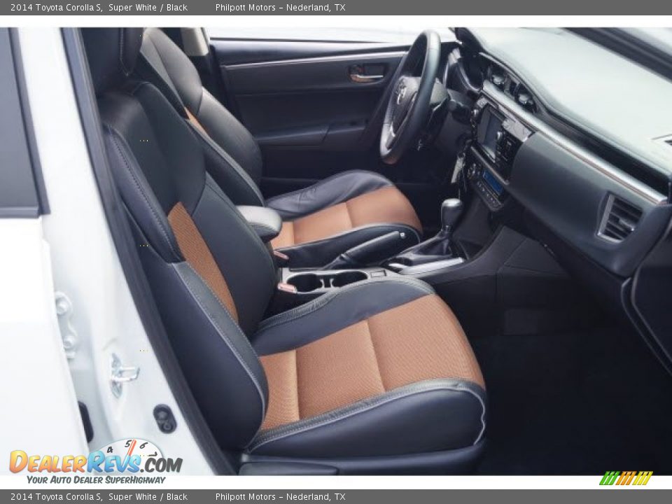 2014 Toyota Corolla S Super White / Black Photo #11