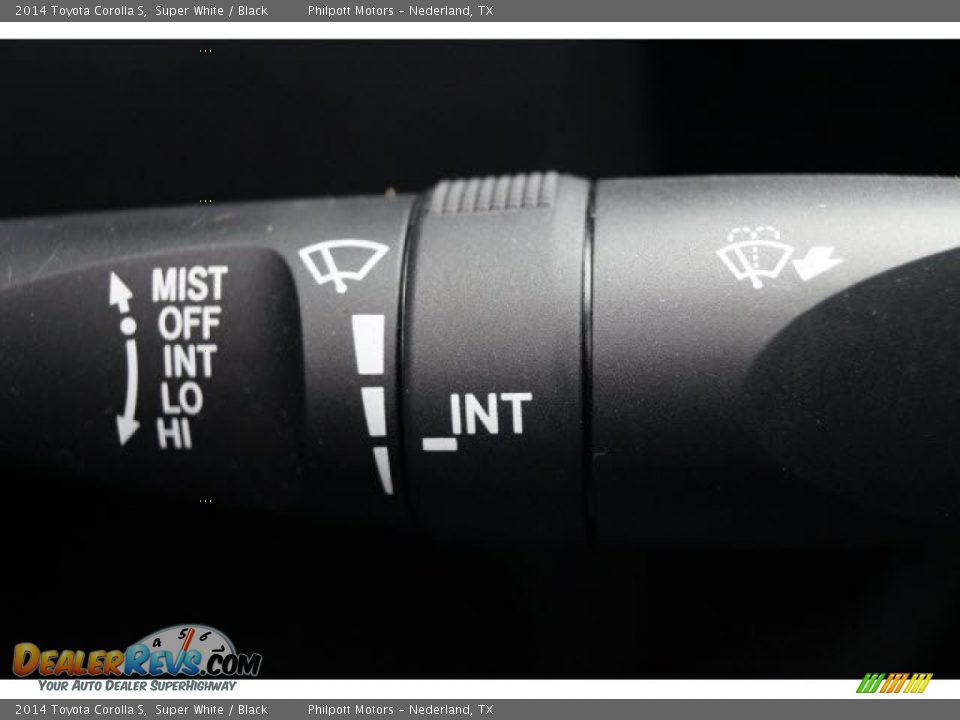 2014 Toyota Corolla S Super White / Black Photo #24